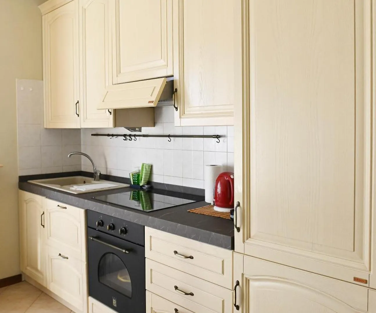 L Arche Comfort E Relax Nice Living In Breda Milan Apartment