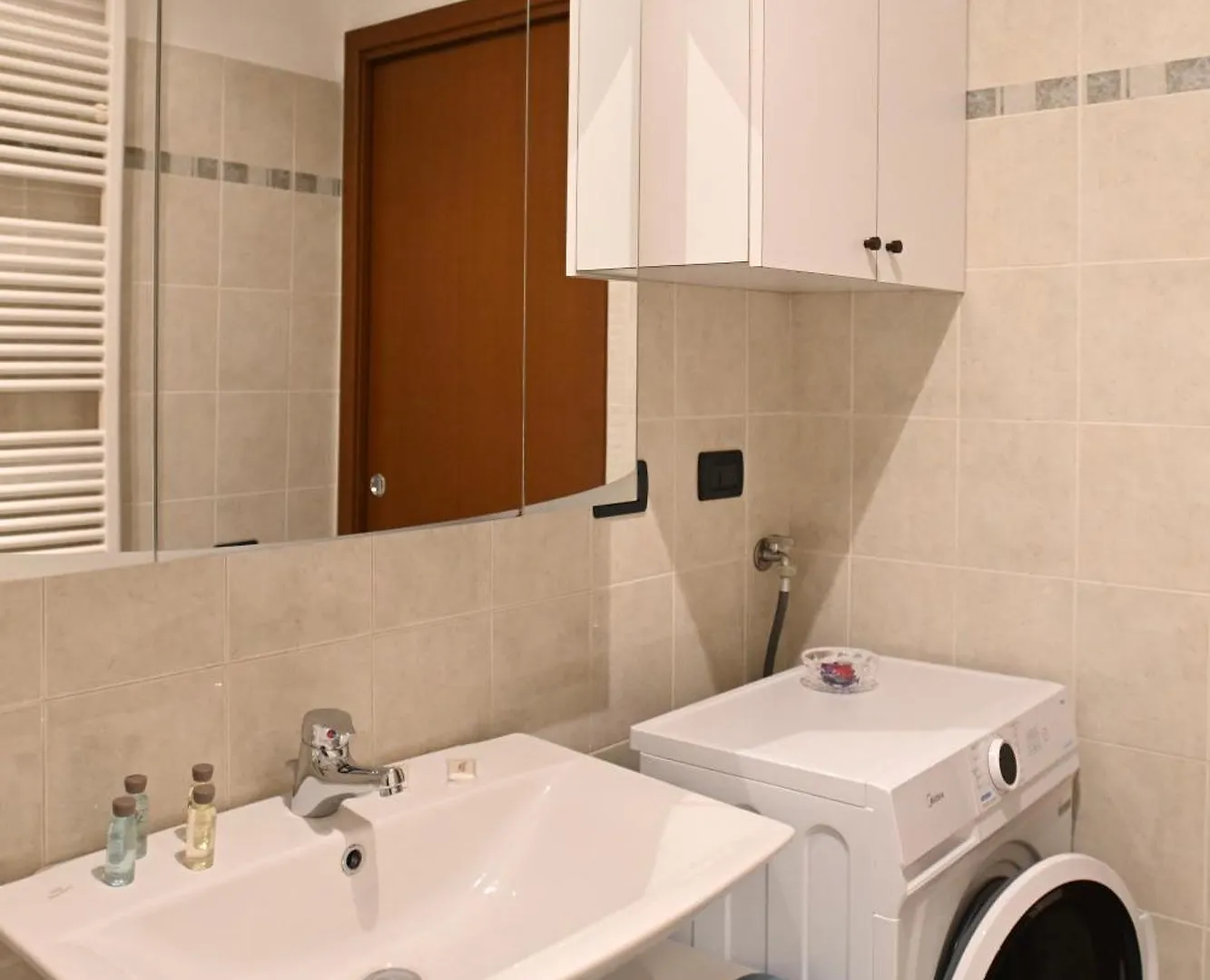 L Arche Comfort E Relax Nice Living In Breda Milan Apartment